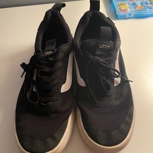 Mens: 8.5 Womens:10 Vans